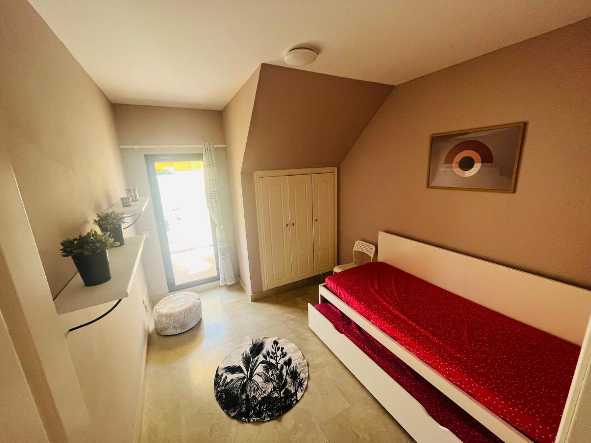 Duquesa Village マニルバ エクステリア 写真
